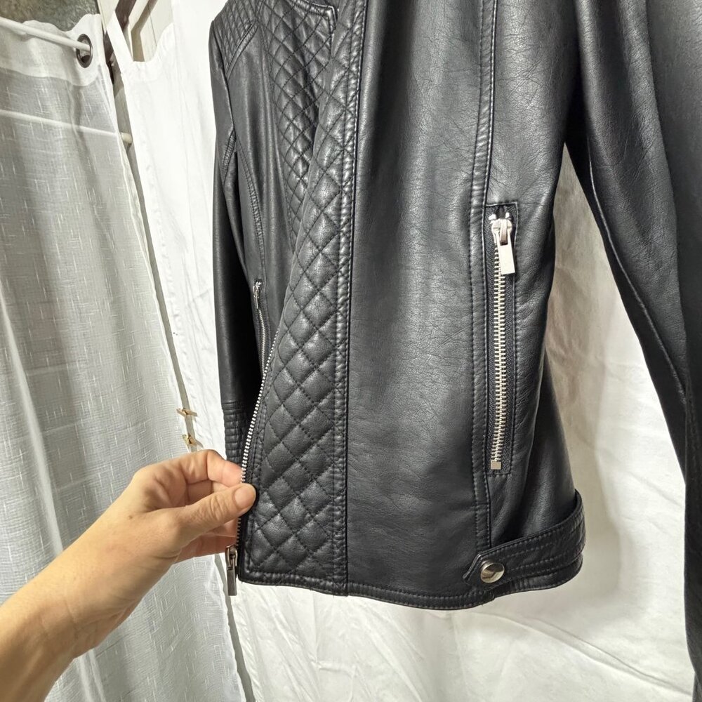 Moto Black Vegan Faux Leather Zippered Jacket - Picture 4 of 8